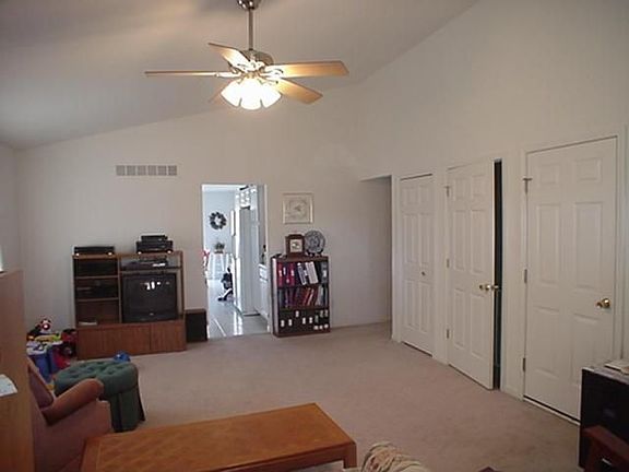4th image of 25370 Church Ct