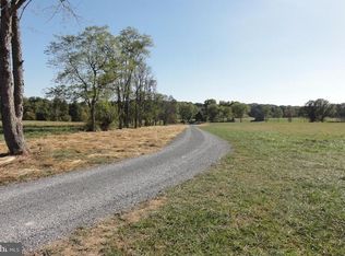 37331 Koerner Ln, Purcellville, VA 20132