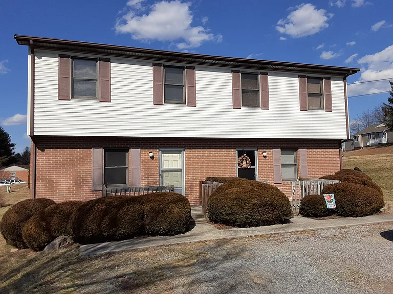 2850 Walls Branch Rd — Photo 2