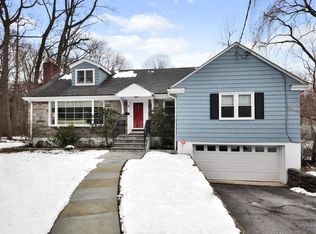 8 Briar Close Rd, Larchmont, NY 10538