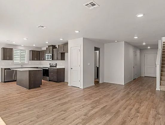 2nd image of 2629 Meadows Ln