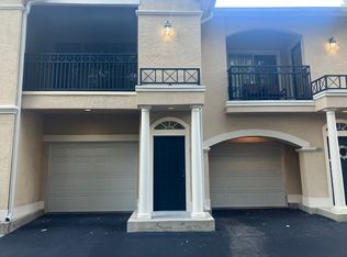 4 Indigo Run Dr APT 1210, Hilton Head Island, SC 29926