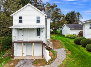 710 Hill St, Mayfield, PA 18433