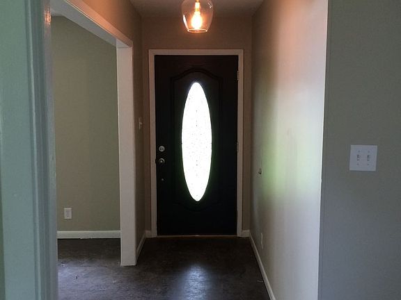 5th image of 189 Fairway Dr