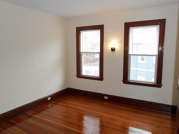 5th image of 42 Bradford St #3