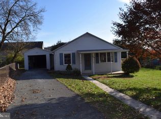 1622 Bennett St, Laureldale, PA