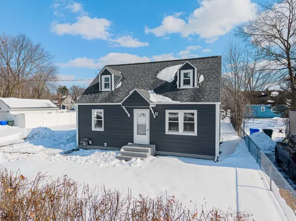 297 Breckwood Blvd, Springfield, MA 01109