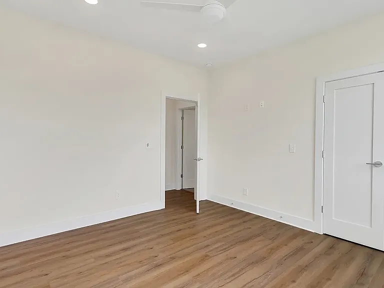 2430 Batavia St — Photo 7