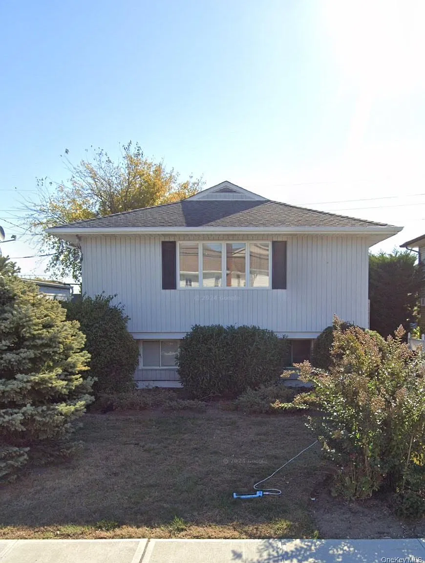 2 bed, 1.0 bath, 1000 sqft, $2,500 — Photo 1