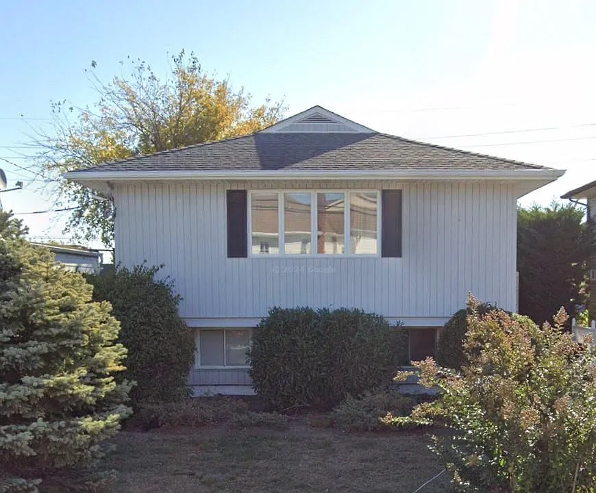 51 Nassau Ln #MAIN