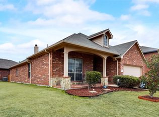 10928 Hawks Landing Rd, Fort Worth, TX 76115