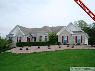 17637 Lasiandra Dr, Chesterfield, MO 63005