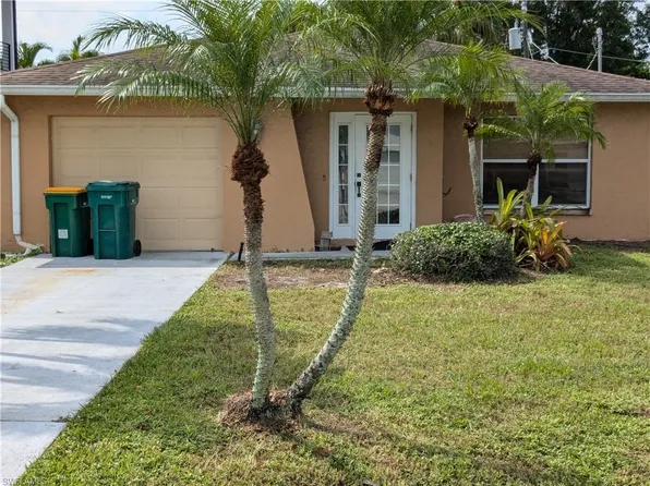520 103rd AVE N, NAPLES, FL 34108