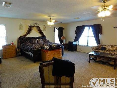 2nd image of 419 Stone Gate Dr