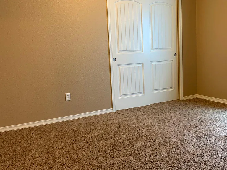 1004 Diamond Rim Dr — Photo 31