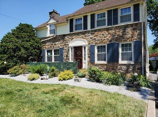 302 S Dupont Rd, Wilmington, DE 19805