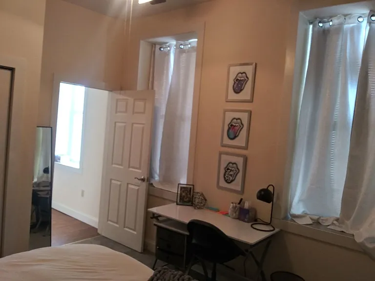 222 N College Ave — Photo 25