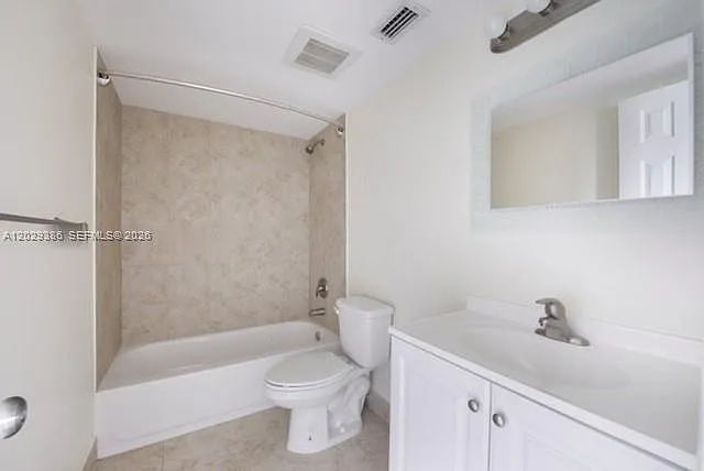 7747 SW 86th St #D-402 — Photo 8