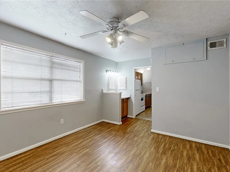 304 Tauber St #5 — Photo 12