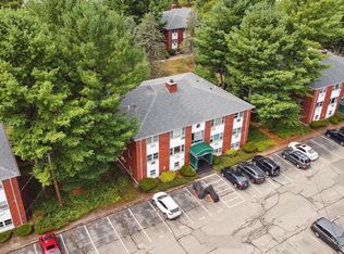 3 Colonial Dr APT 7, Andover, MA 01810