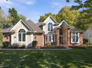 517 Rockwood Ct, Avon Lake, OH 44012
