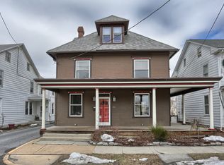 121 W Penn Ave, Cleona, PA 17042