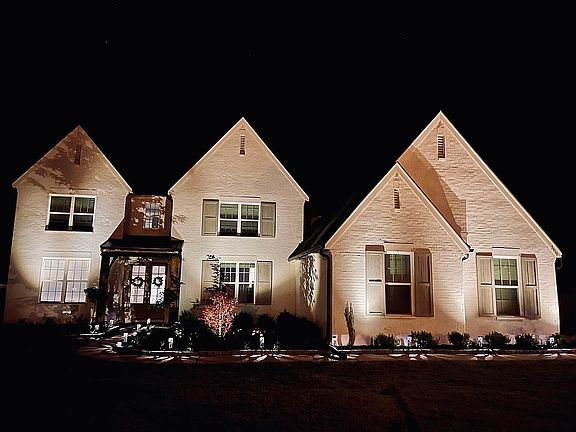 3rd image of 5910 Bulrush Dr E
