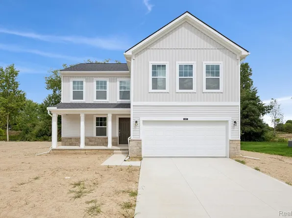 4187 Cedar Ln, Grand Blanc, MI 48439