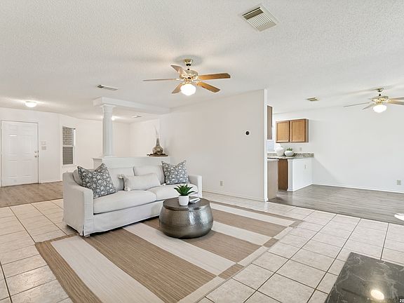 4th image of 14206 EMERALD HILL DR