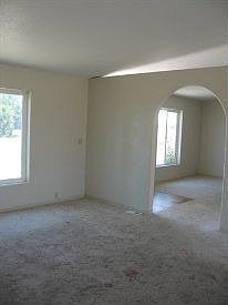 3rd image of 52805 N Hillview Ct NE