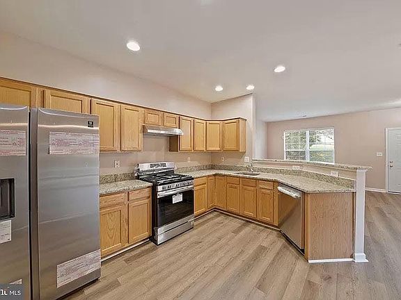 4th image of 7550 Duneiden Ln
