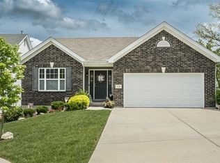 158 Brookview Way Dr, O'Fallon, MO 63366