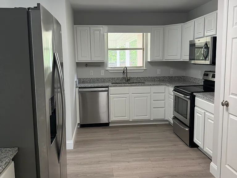 24849 Wolf Bay Ave — Photo 9