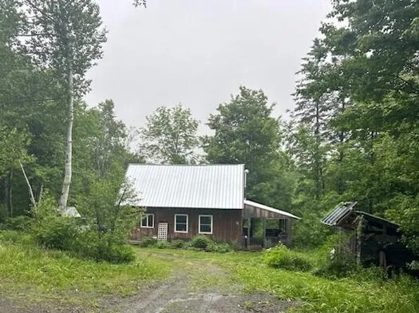14 Corson Road, Parkman, ME 04443