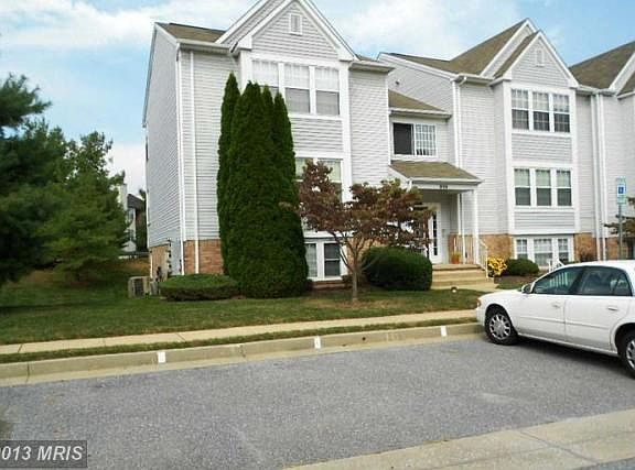 2nd image of 6 Whips Ln #36