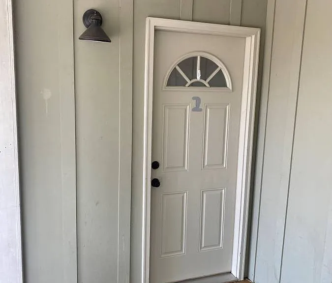 301 N Cedar St — Photo 16