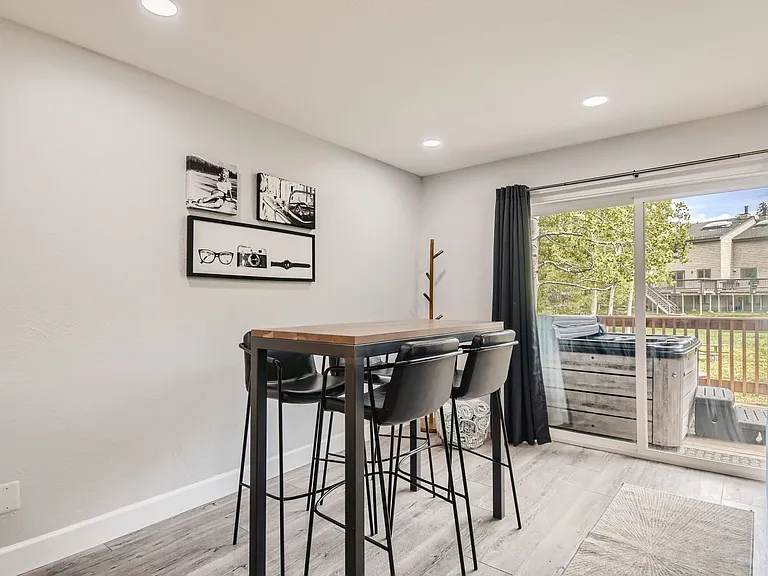 101 Hawn Dr — Photo 6