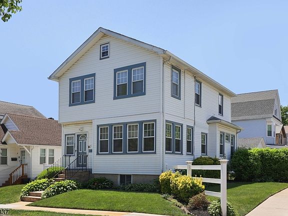 3rd image of 17 Wellesley St