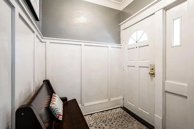 3 bed, 1400 sqft, $2,050 — Photo 3