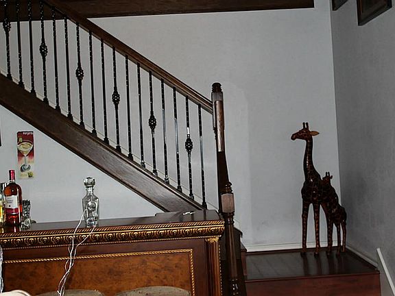 5th image of 12034 Cottage Elm Ct