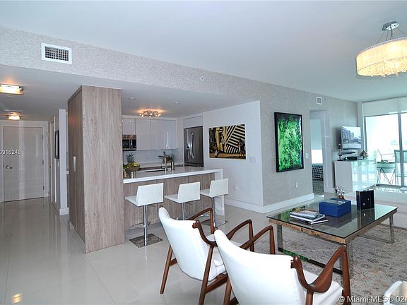 Open Kitchen