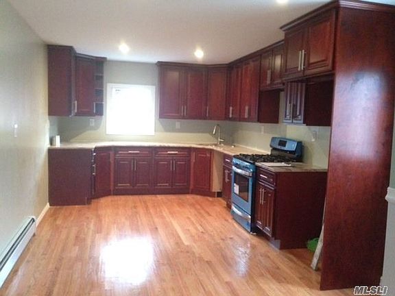 3rd image of 110-47 155th Street