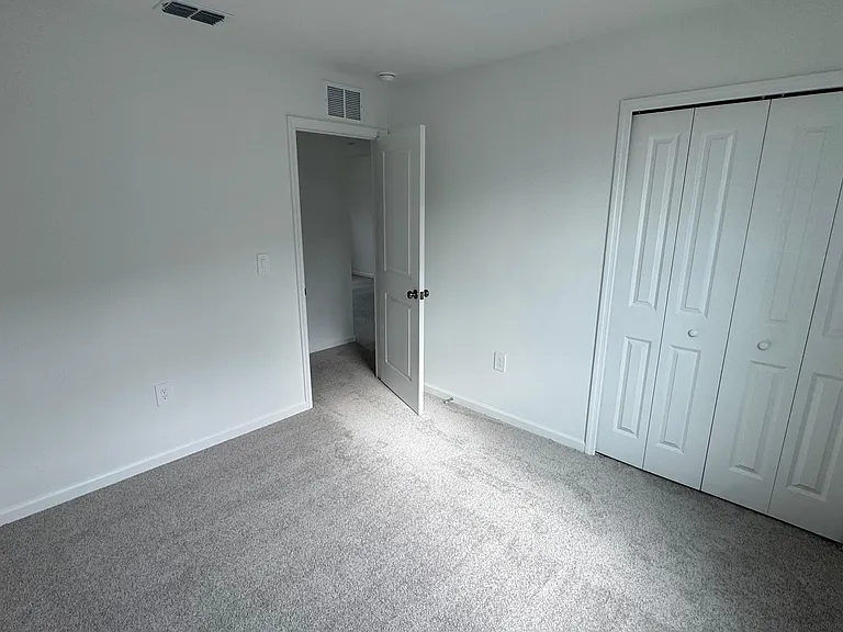 5513 Pimenta Ct — Photo 9