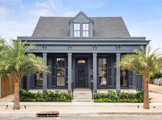 520 1st St, New Orleans, LA 70130