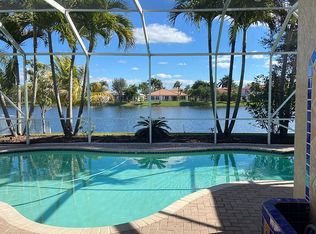 787 SW 159th Way, Pembroke Pines, FL 33027