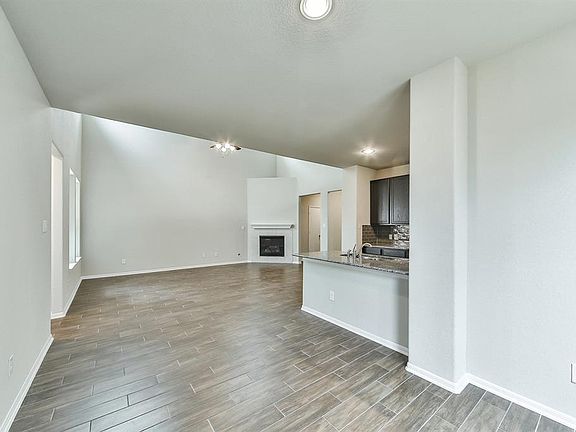 5th image of 2323 Honey Heights Ln
