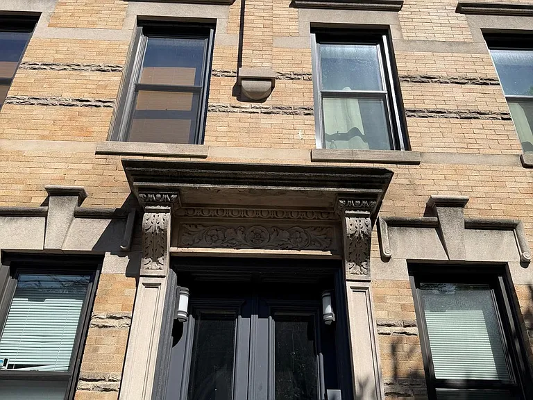 2043 Gates Ave #3L — Photo 15