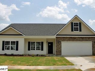 107 Kingsdale Ct, SIMPSONVILLE, SC 29680