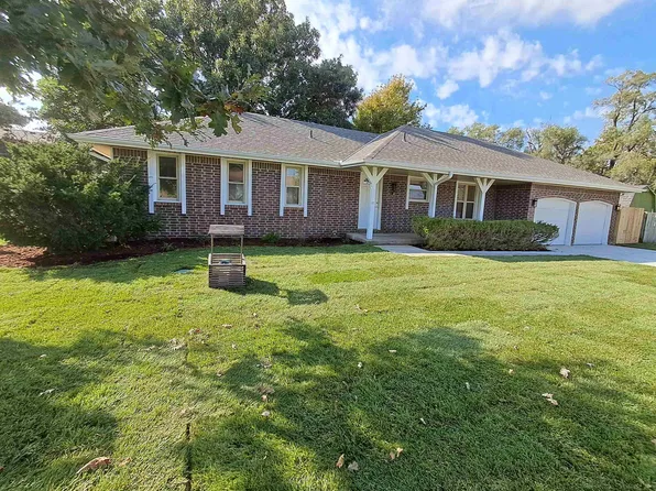 319 Jonathan St, Maize, KS 67101