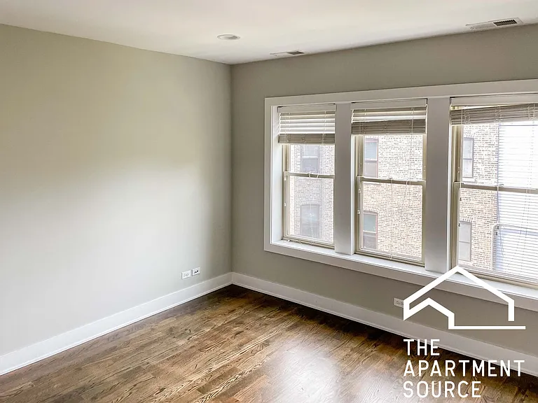 3917.5 N Janssen Ave #3 — Photo 6